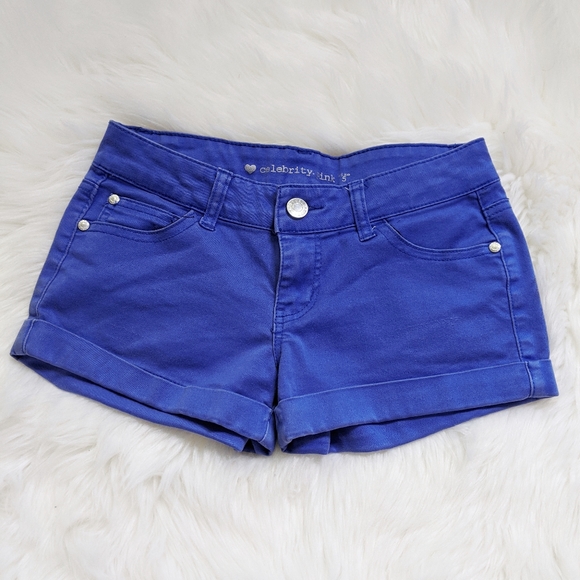 54️⃣25 Celebrit Pink Blue Denim Shorts Rolled Cuff